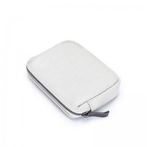 Жіночий шкіряний гаманець Chantal білий