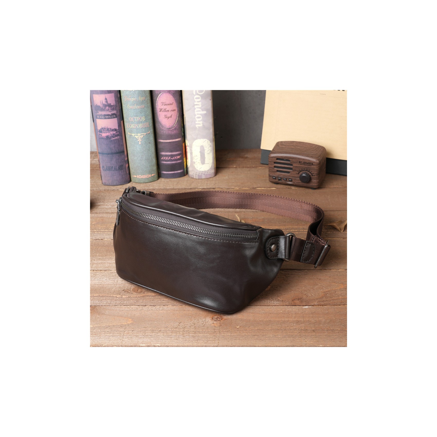 Мужская кожаная сумка бананка на пояс Walter темно-коричневая