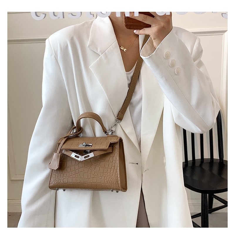 Женская сумка с экокожи Cristal светло-коричневая - 2 фото