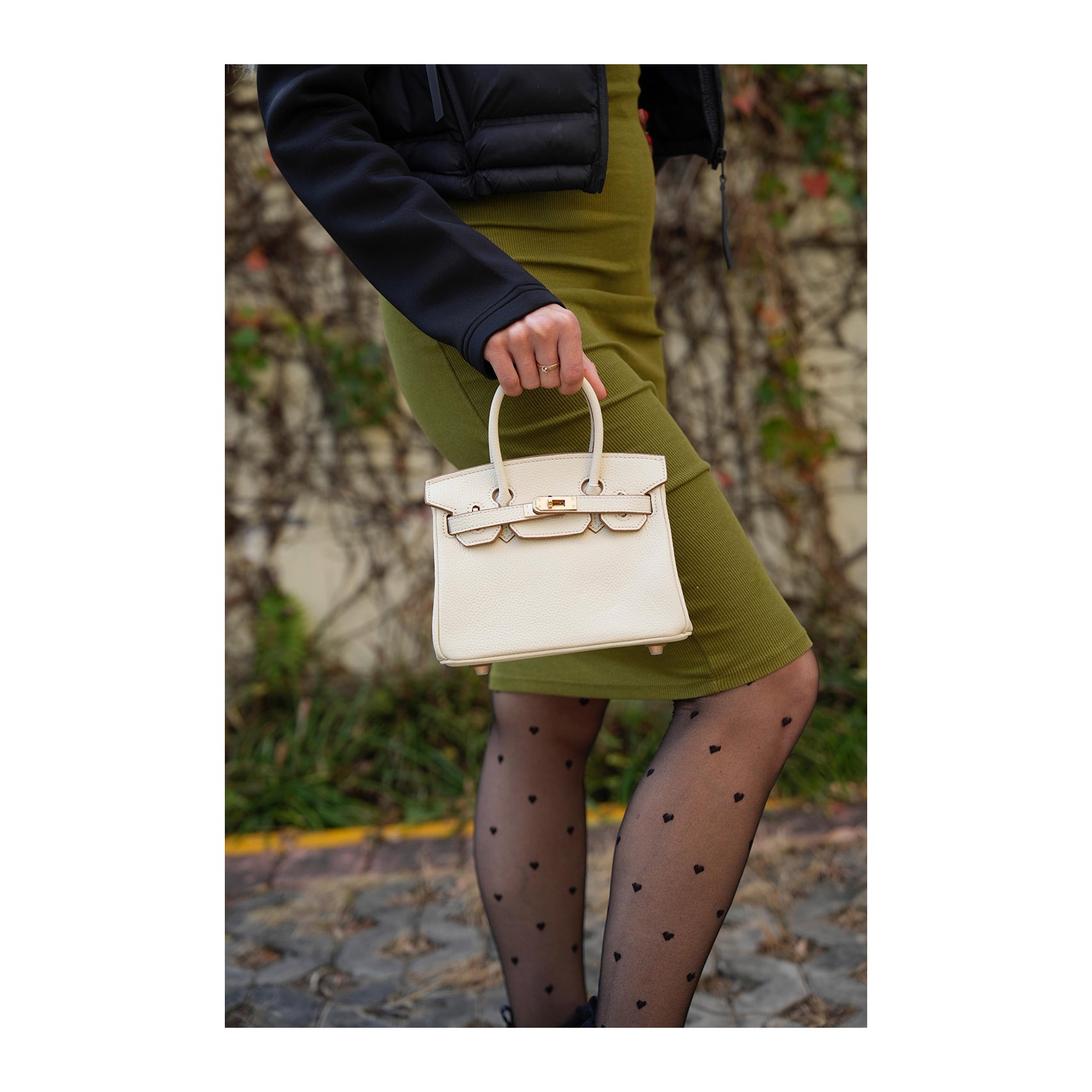 Женская кожаная сумка Brigitte 20 молочная