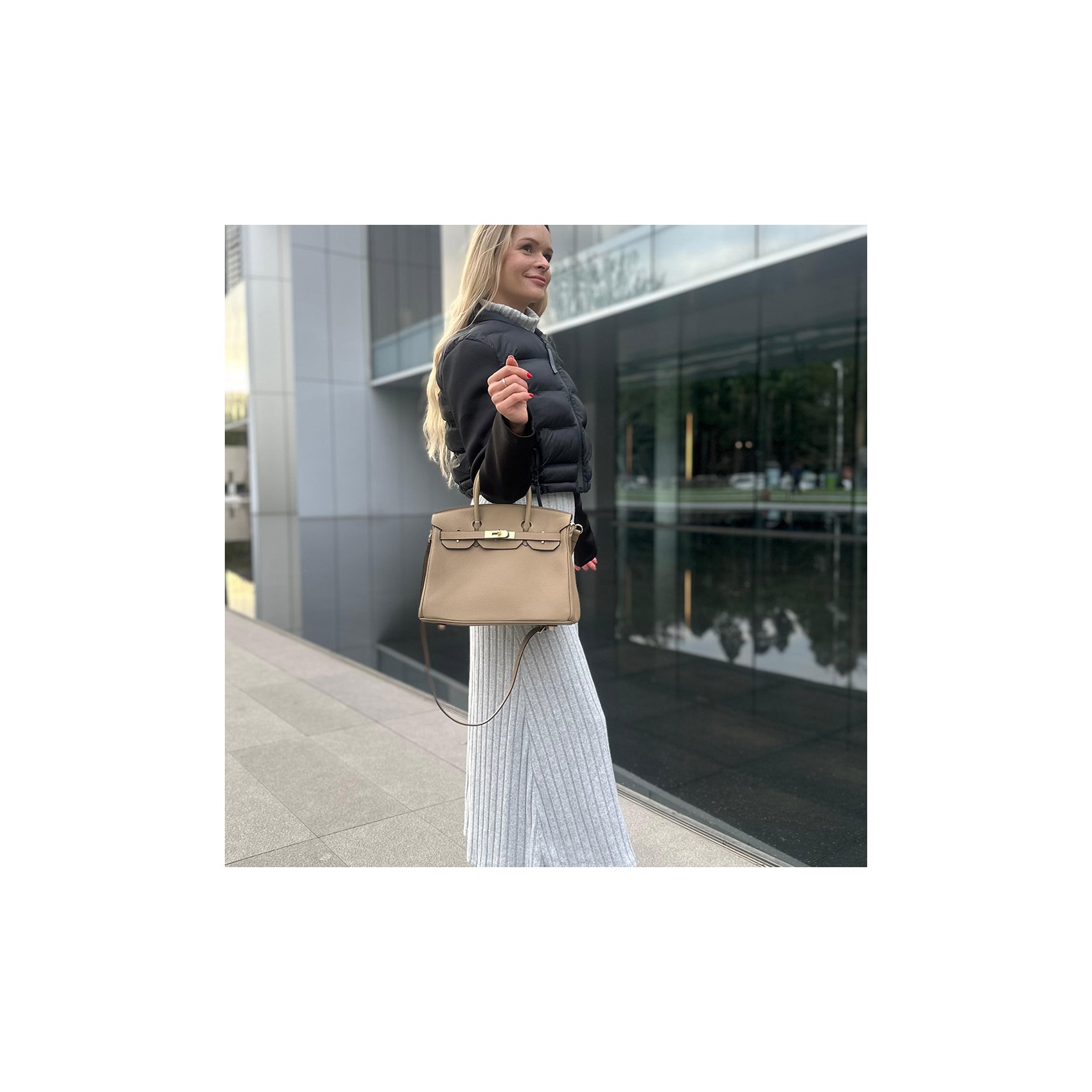 Женская кожаная сумка Brigitte 30 бежевая