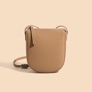 Женская кожаная сумка через плечо Cheryl светло-коричневая