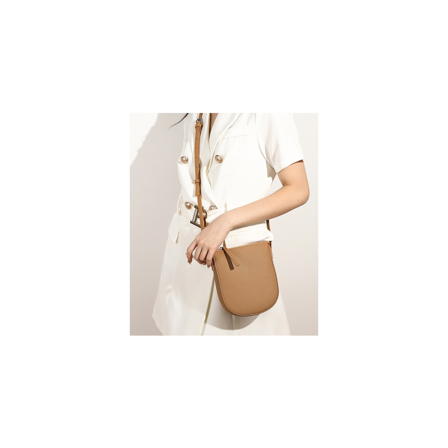 Жіноча шкіряна сумка через плече Cheryl світло-коричнева