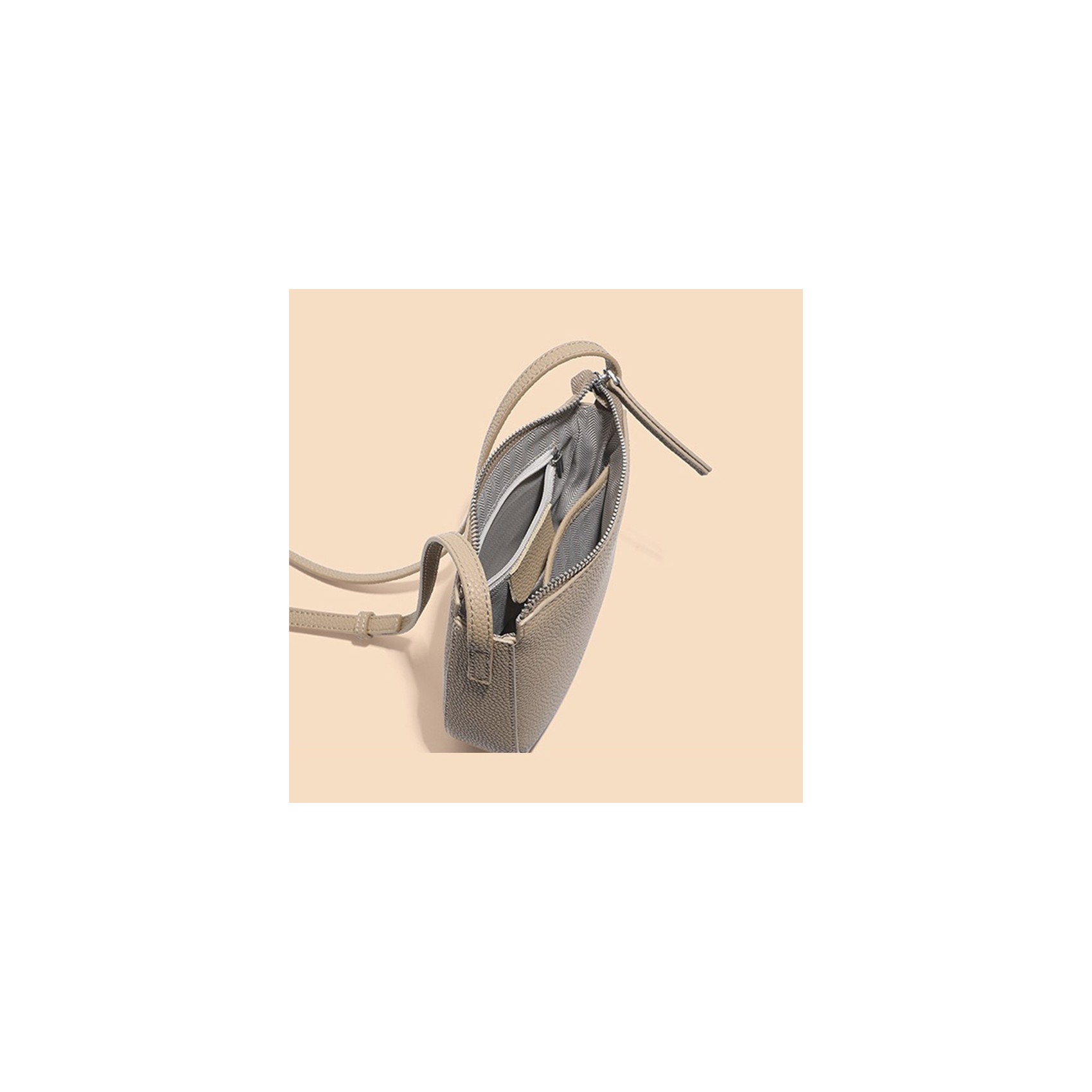 Жіноча шкіряна сумка через плече Cheryl бежева