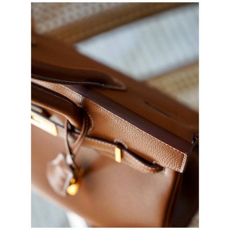 Жіноча шкіряна сумка Brigitte 35 коричнева - 15 фото