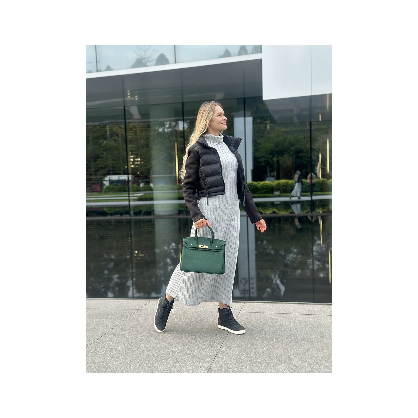 Женская кожаная сумка Brigitte 30 темно-зеленая