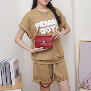 Жіноча шкіряна сумка-клатч Erin червона