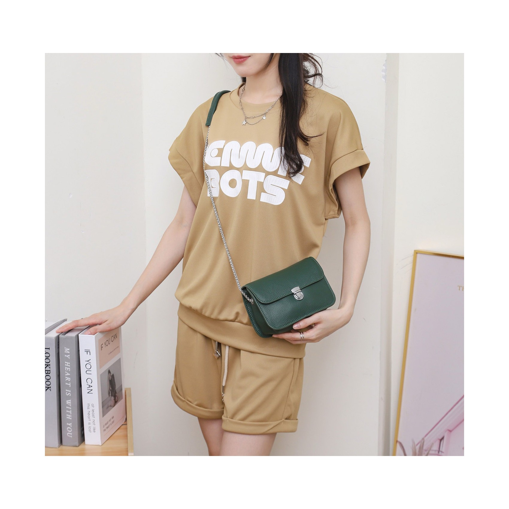 Женская кожаная сумка-клатч Erin зеленая