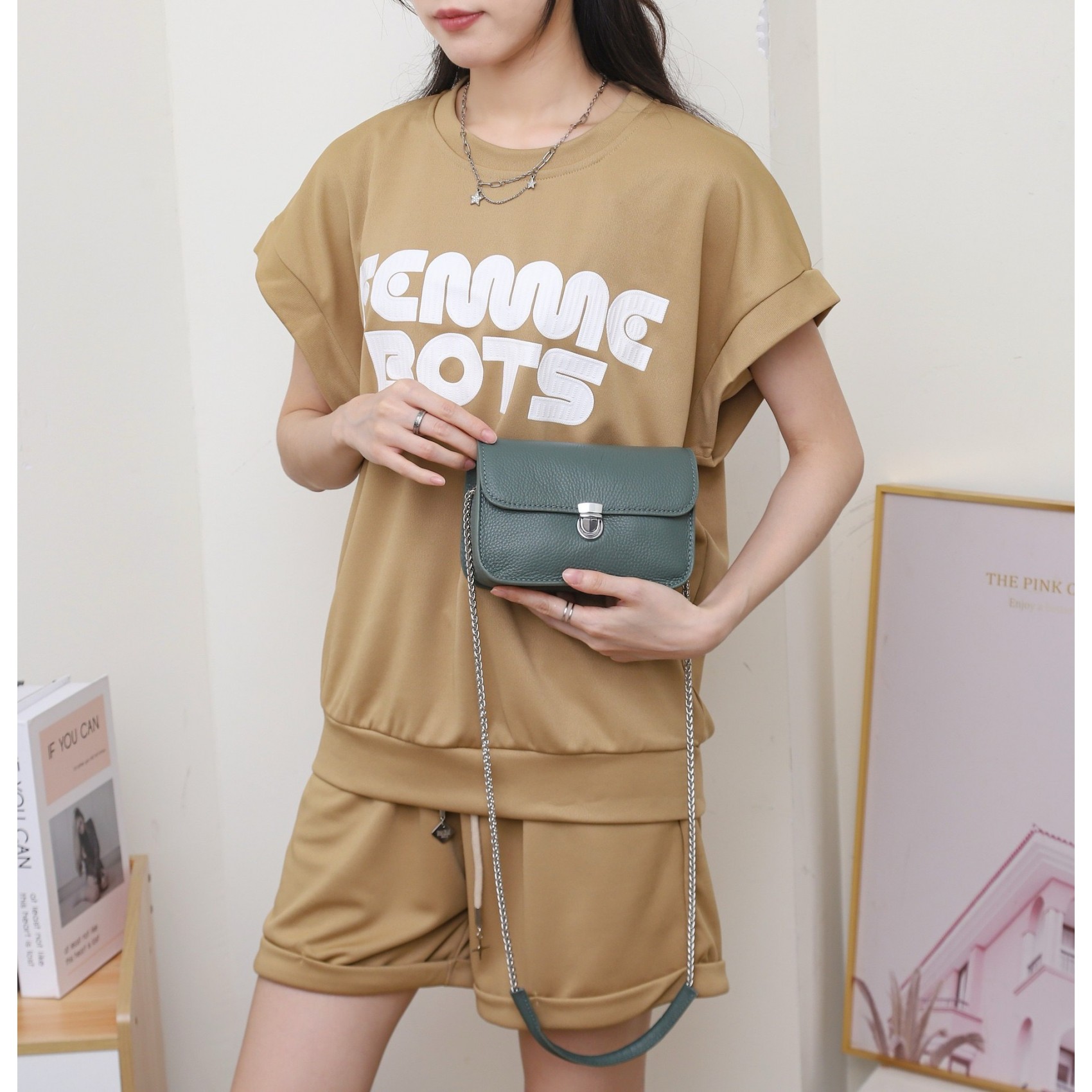 Женская кожаная сумка-клатч Erin голубая