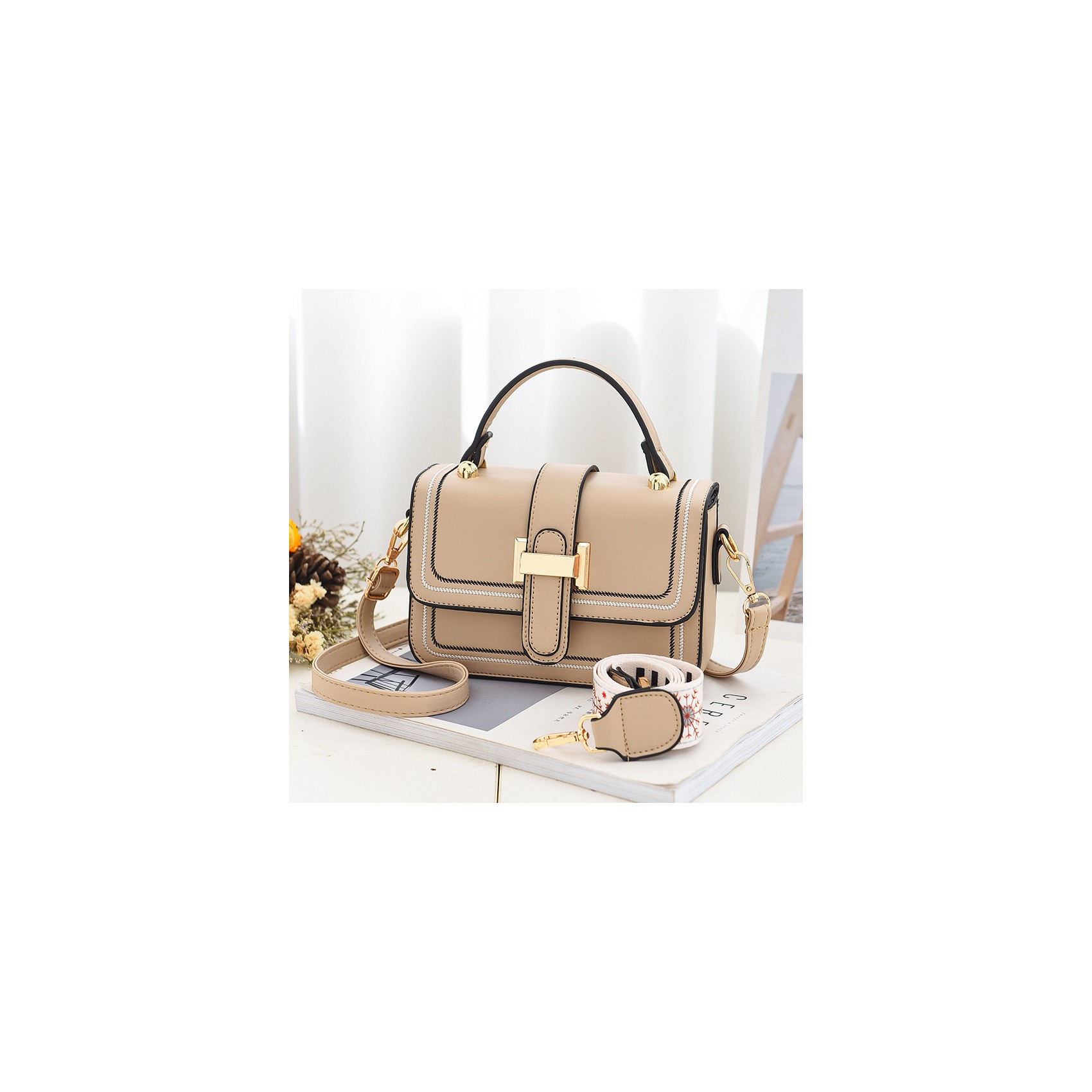 Жіноча сумка крос боді Melissa бежева