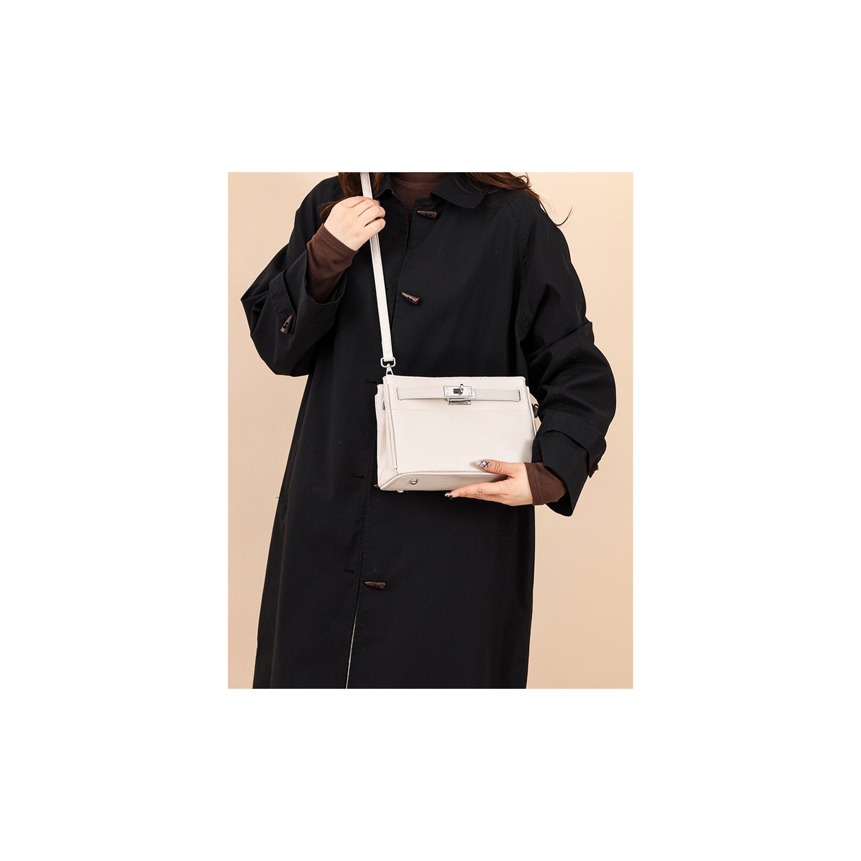 Жіноча шкіряна сумка через плече Jill молочна