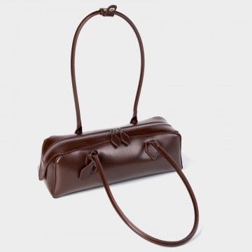 Женская кожаная сумка багет Melody темно-коричневая фото