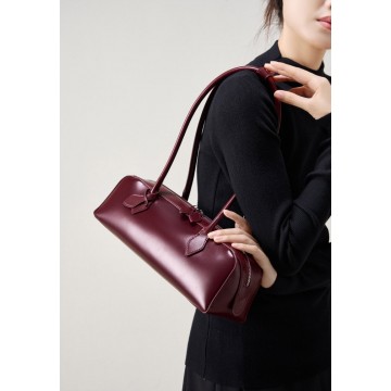 Женская кожаная сумка багет Melody бордовая фото