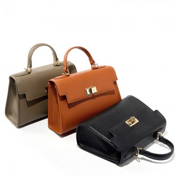 Женская кожаная сумка Brielle черная фото