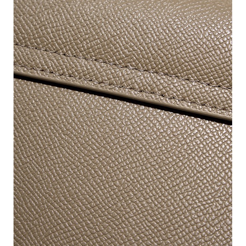 Женская кожаная сумка Brielle серо-бежевая - 15 фото