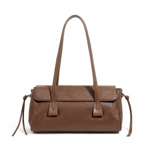 Жіноча шкіряна сумка багет Sandra коричнева