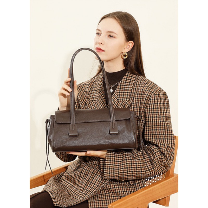 Женская кожаная сумка багет Sandra темно-коричневая - 12 фото