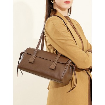 Женская кожаная сумка багет Sandra коричневая фото