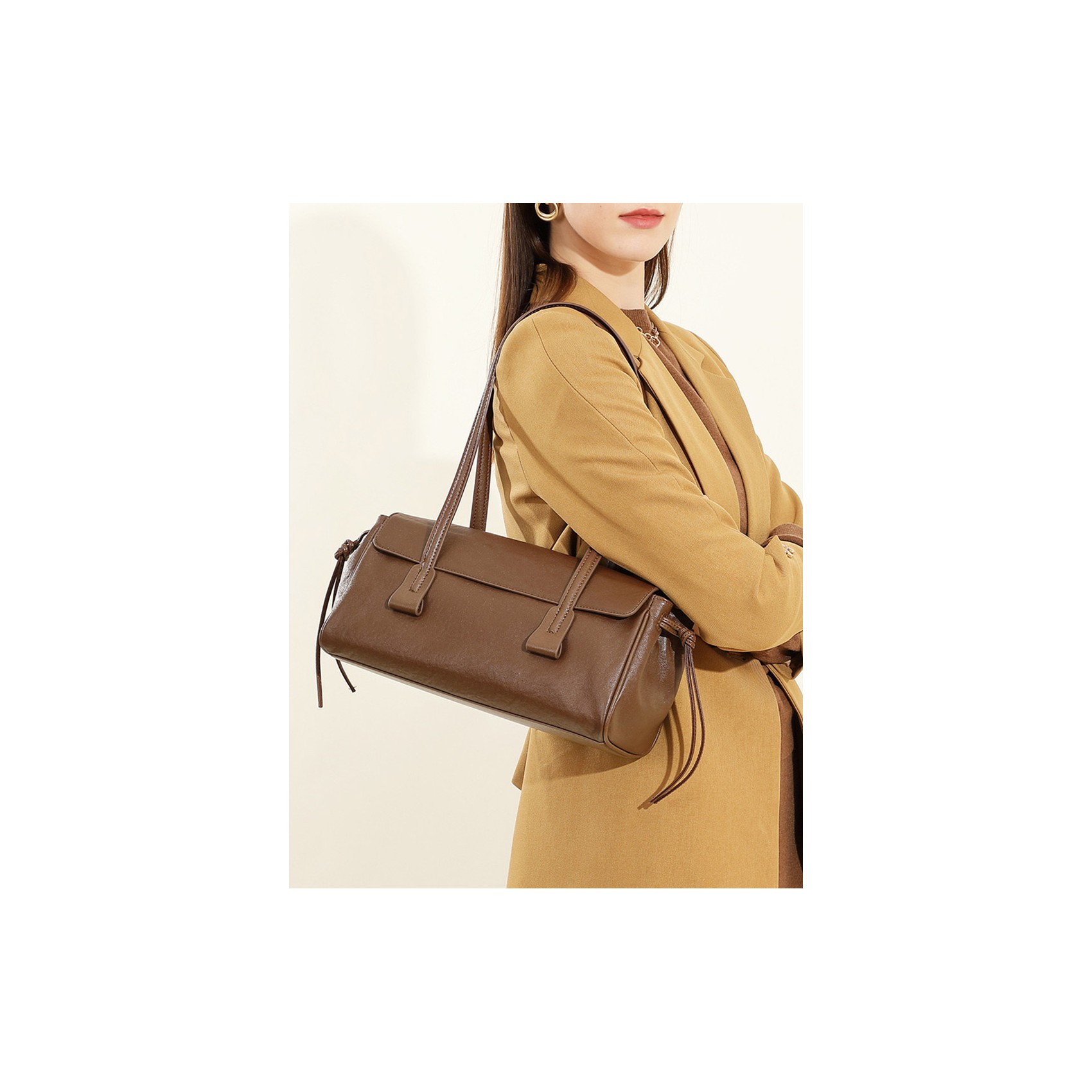 Жіноча шкіряна сумка багет Sandra коричнева