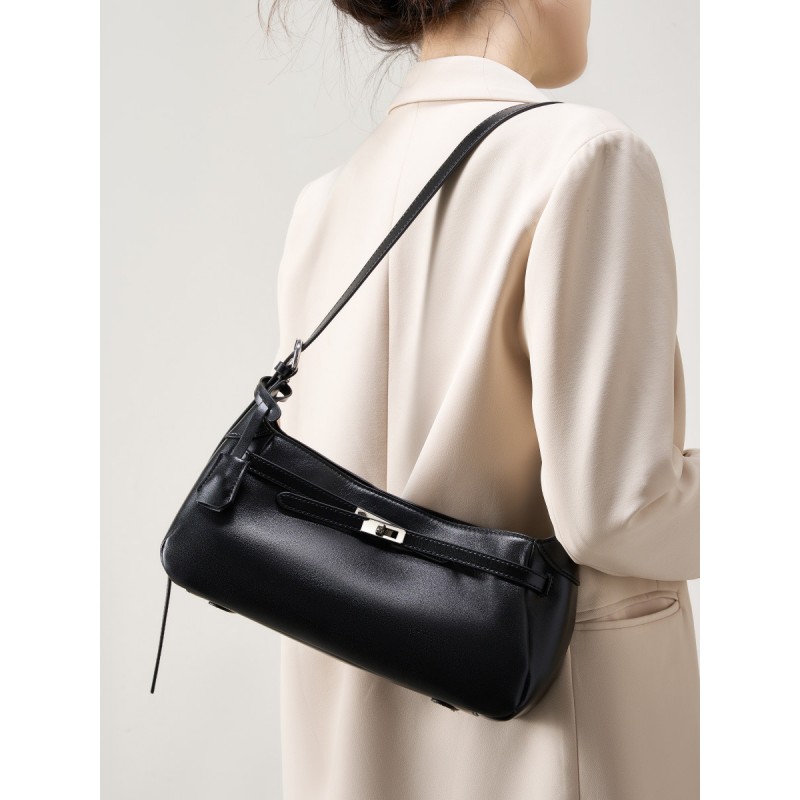 Жіноча шкіряна сумка багет Amber чорна - 1 фото