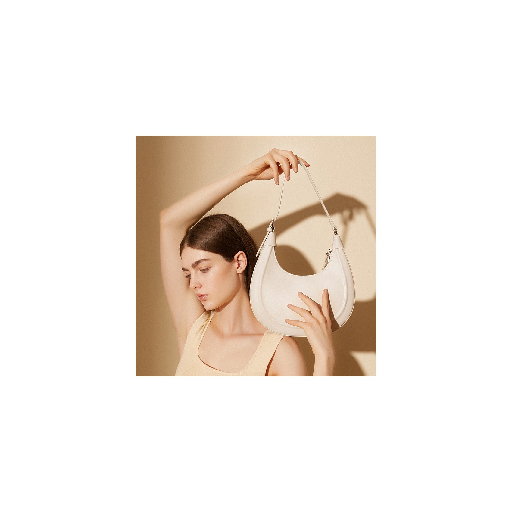 Жіноча шкіряна сумка хобо Veronica біла