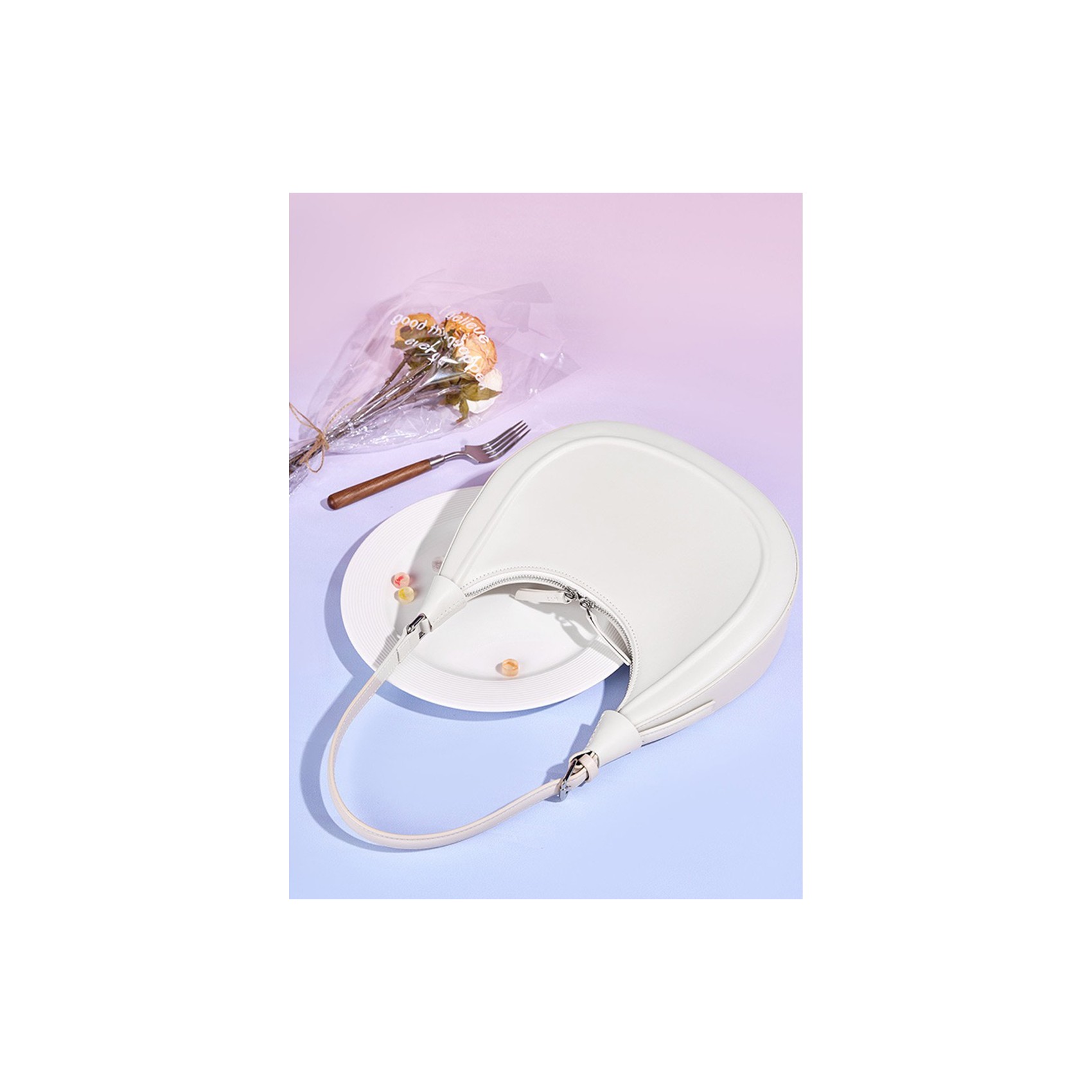 Женская кожаная сумка хобо Veronica белая