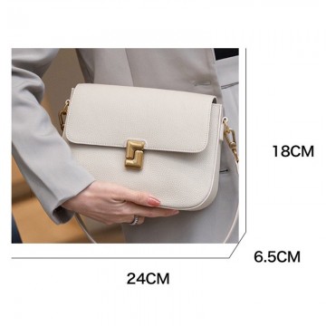 Женская кожаная сумка мессенджер Claire белая фото