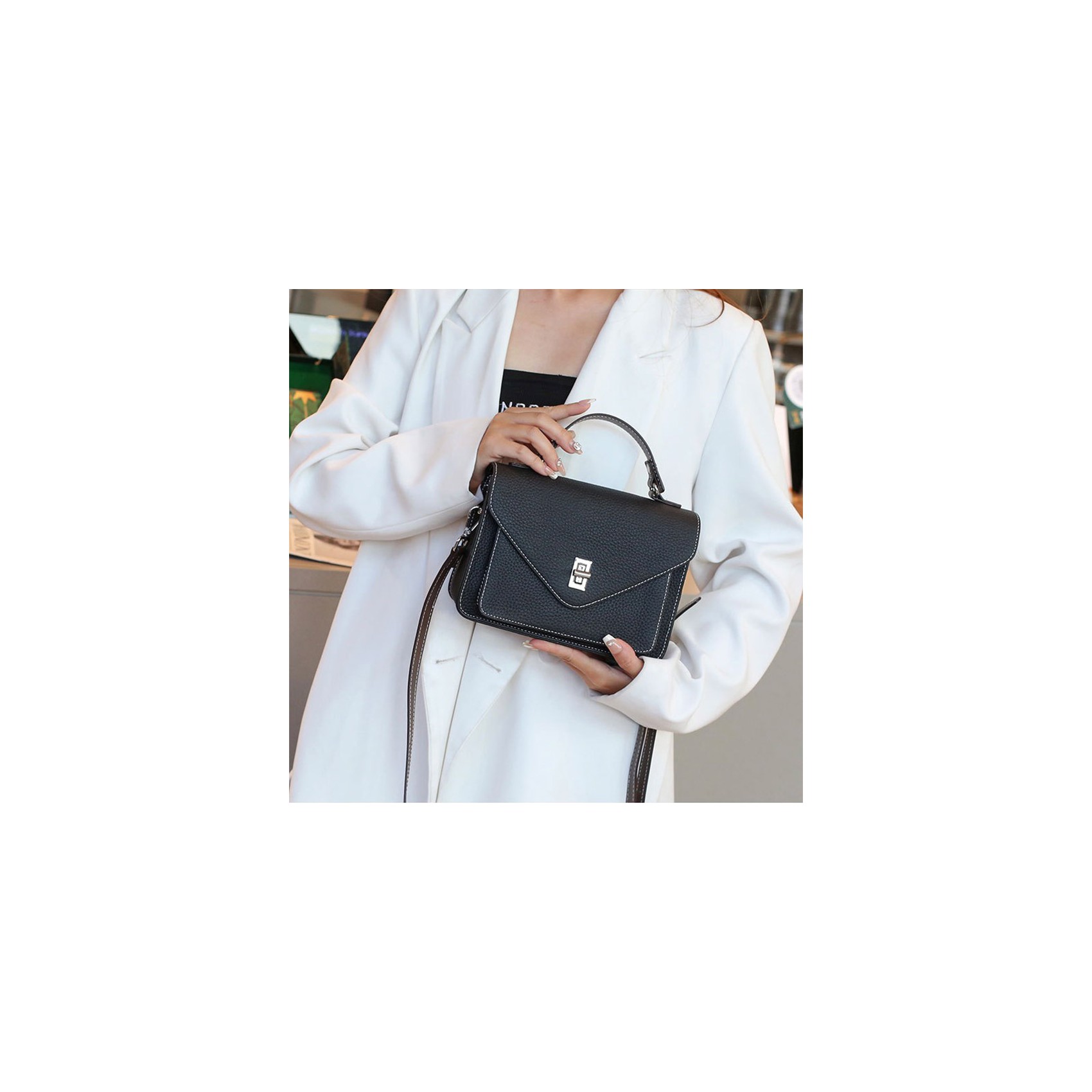 Жіноча шкіряна сумка месенджер Camille чорна