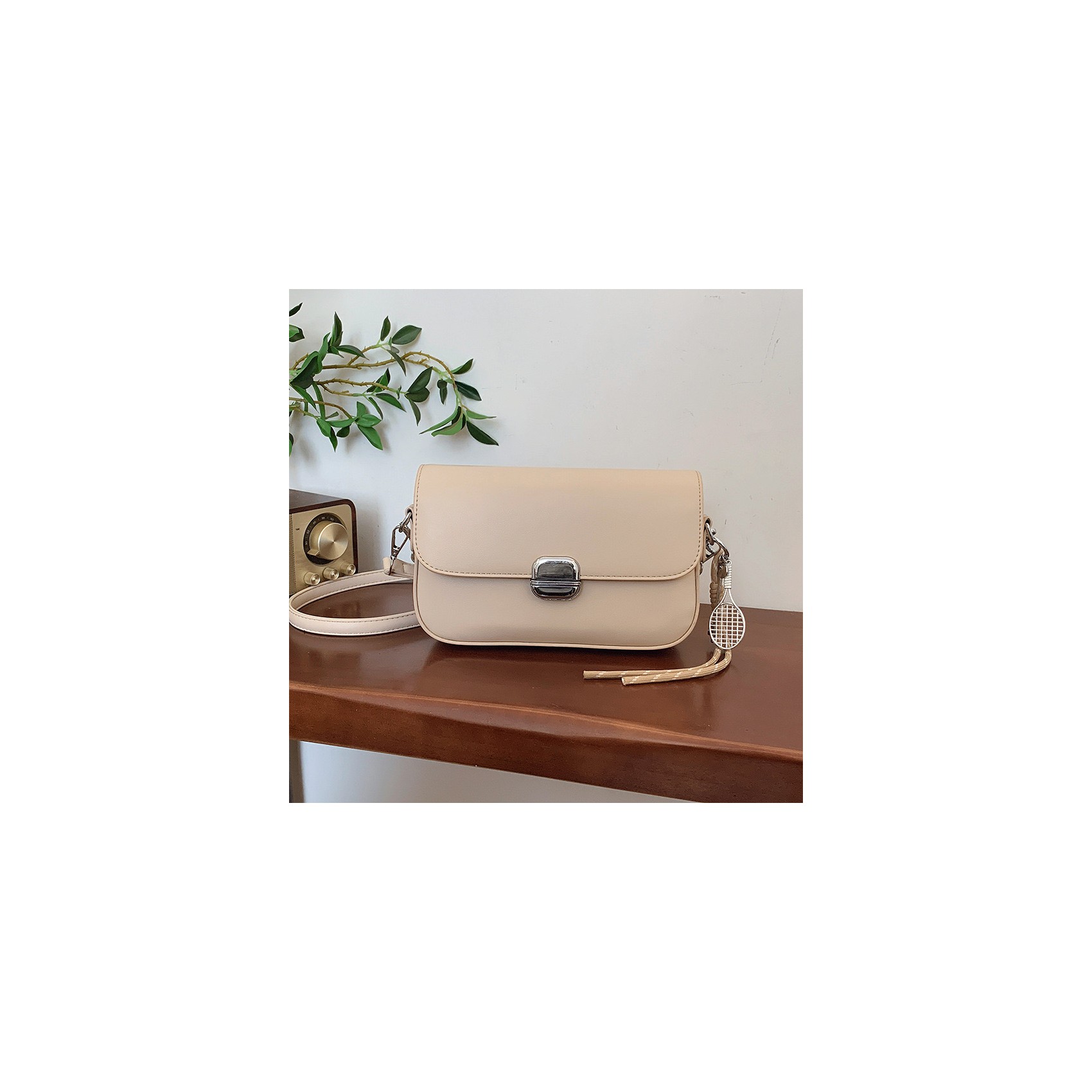 Женская сумка кросс боди Marie бежевая