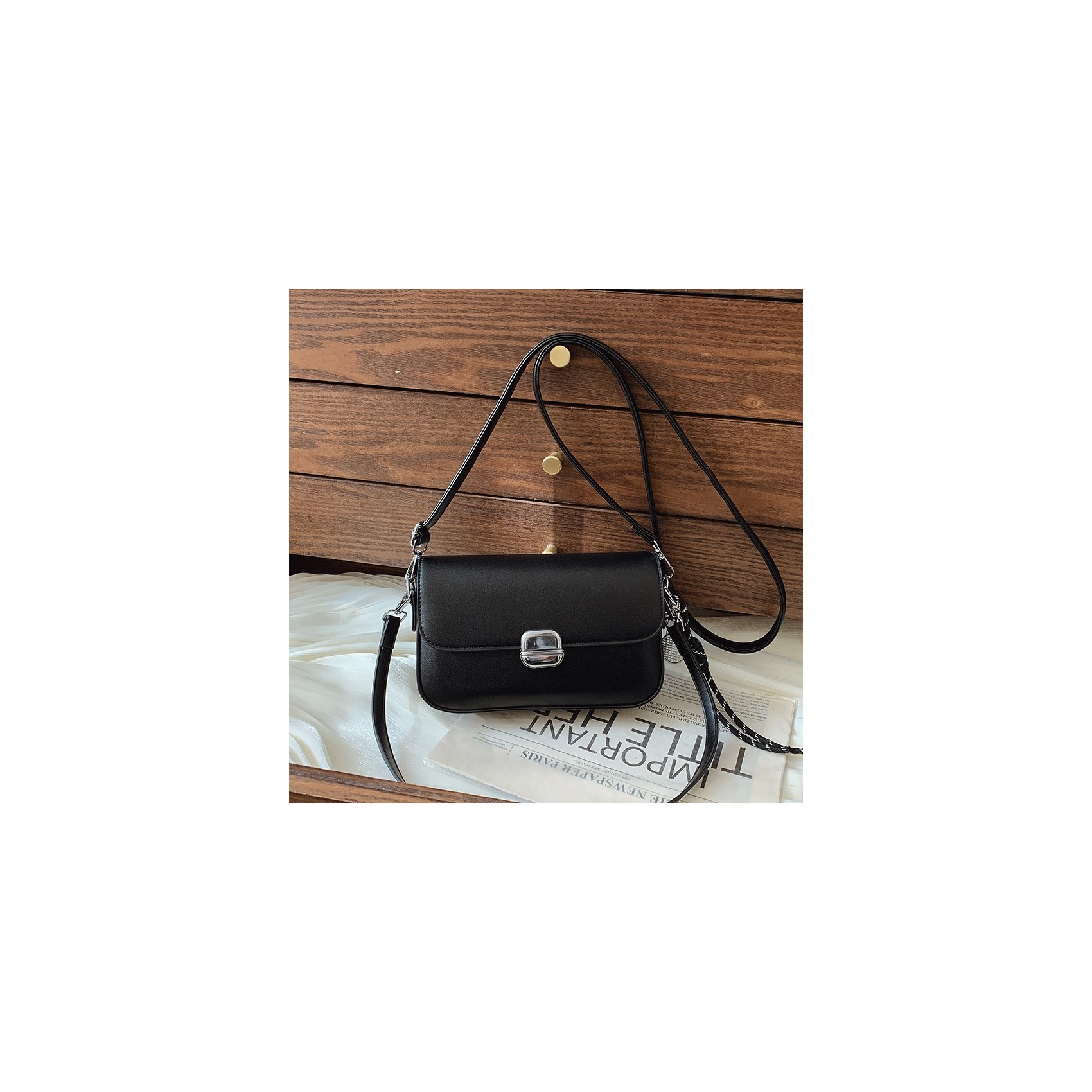 Женская сумка кросс боди Marie черная