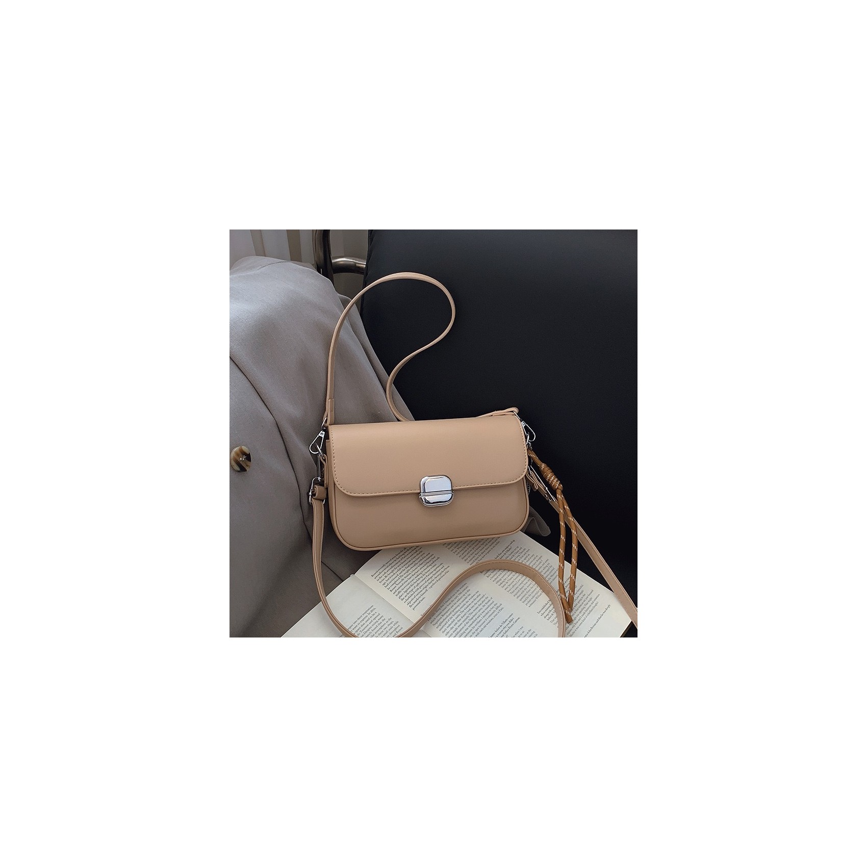 Женская сумка кросс боди Marie светло-коричневая