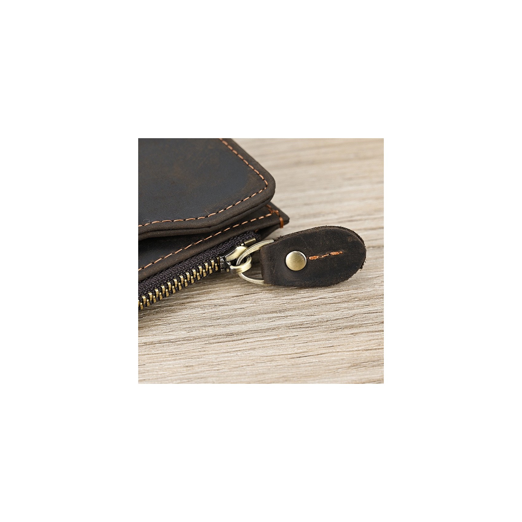 Мужское кожаное портмоне Nicolas темно-коричневое