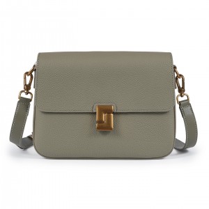 Жіноча шкіряна сумка месенджер Claire фісташкова