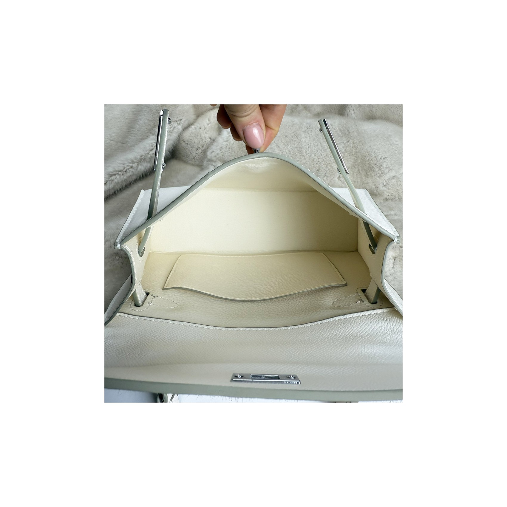 Женская сумка Kira 22 молочная