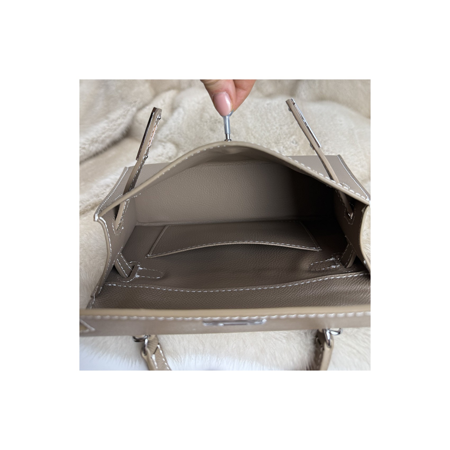 Женская сумка Kira 22 бежевая