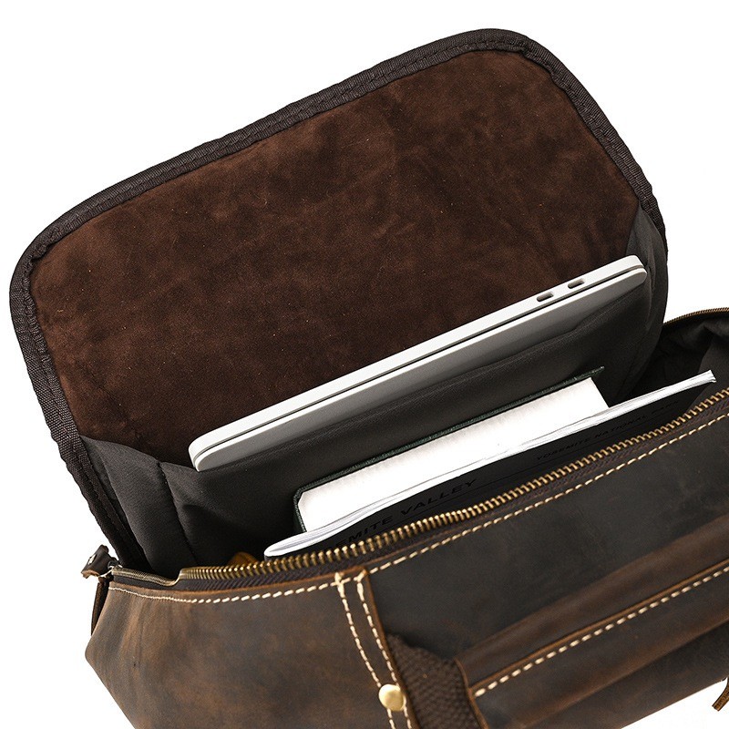 Мужской кожаный рюкзак Fincher темно-коричневый - 17 фото