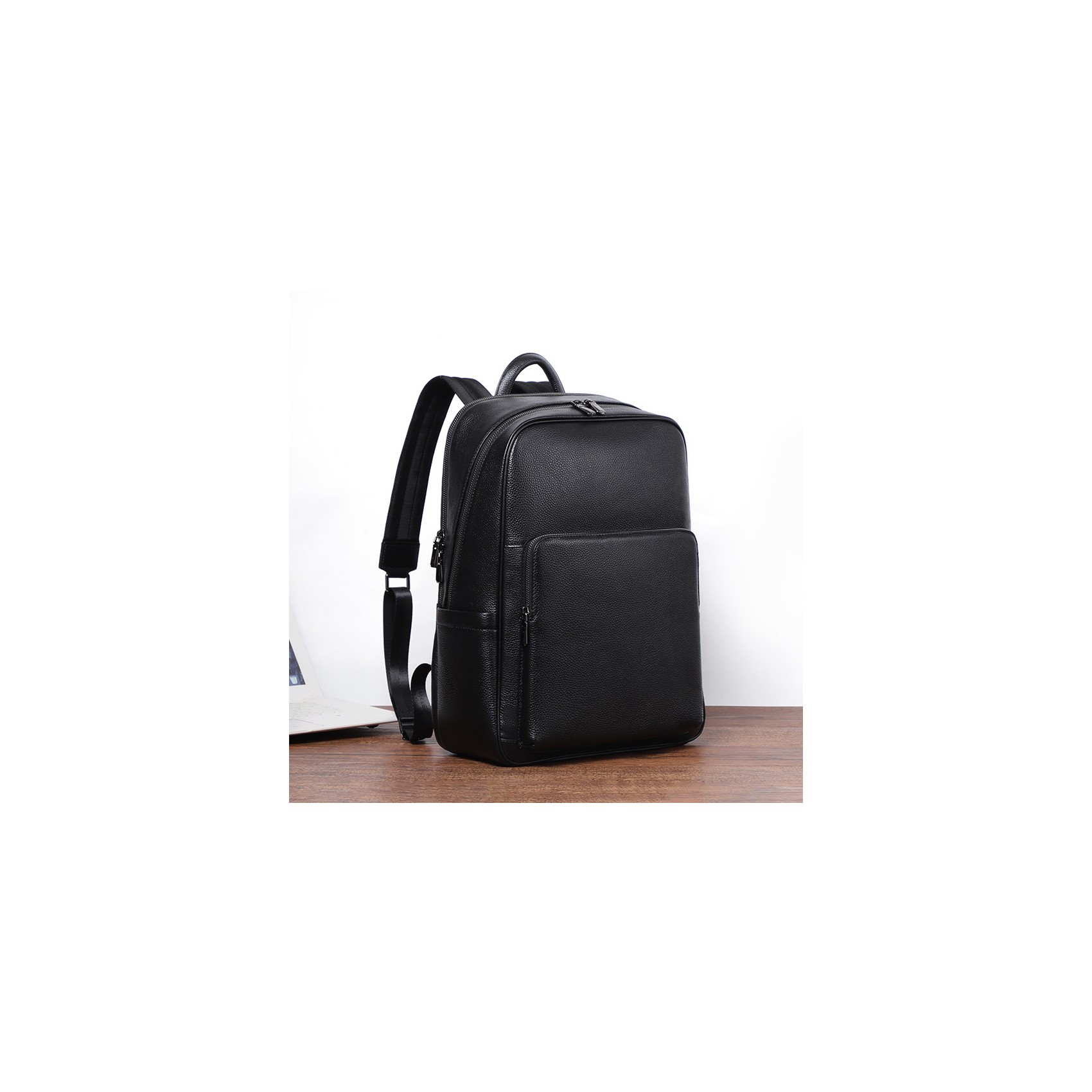 Мужской кожаный рюкзак Theodore черный