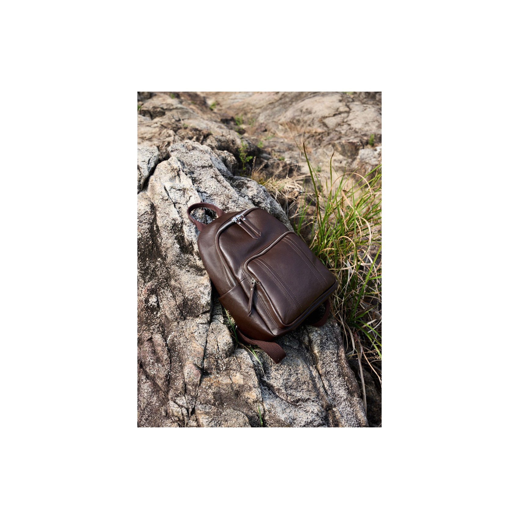 Женский кожаный рюкзак Giulia темно-коричневый