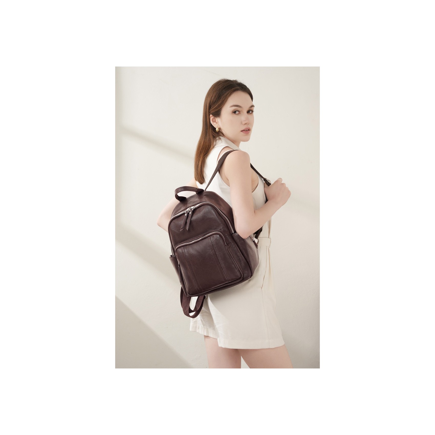 Жіночий шкіряний рюкзак Giulia темно-коричневий