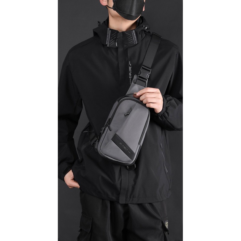 Мужская сумка-рюкзак слинг Simon на одно плечо серая - 1 фото