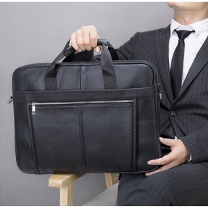 Мужская кожаная сумка для ноутбука Mortimer 17 черная