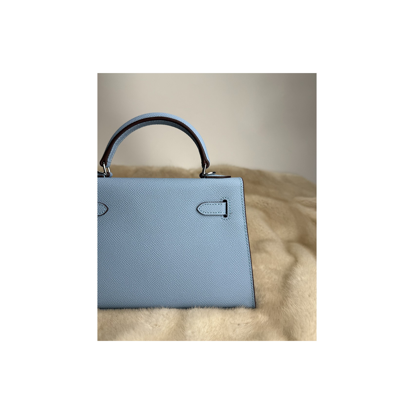 Женская кожаная сумка Kelly 22 голубая