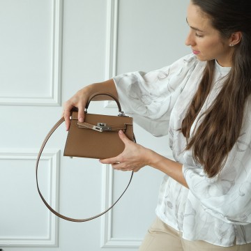 Жіноча шкіряна сумка Kelly 22 коричнева фото