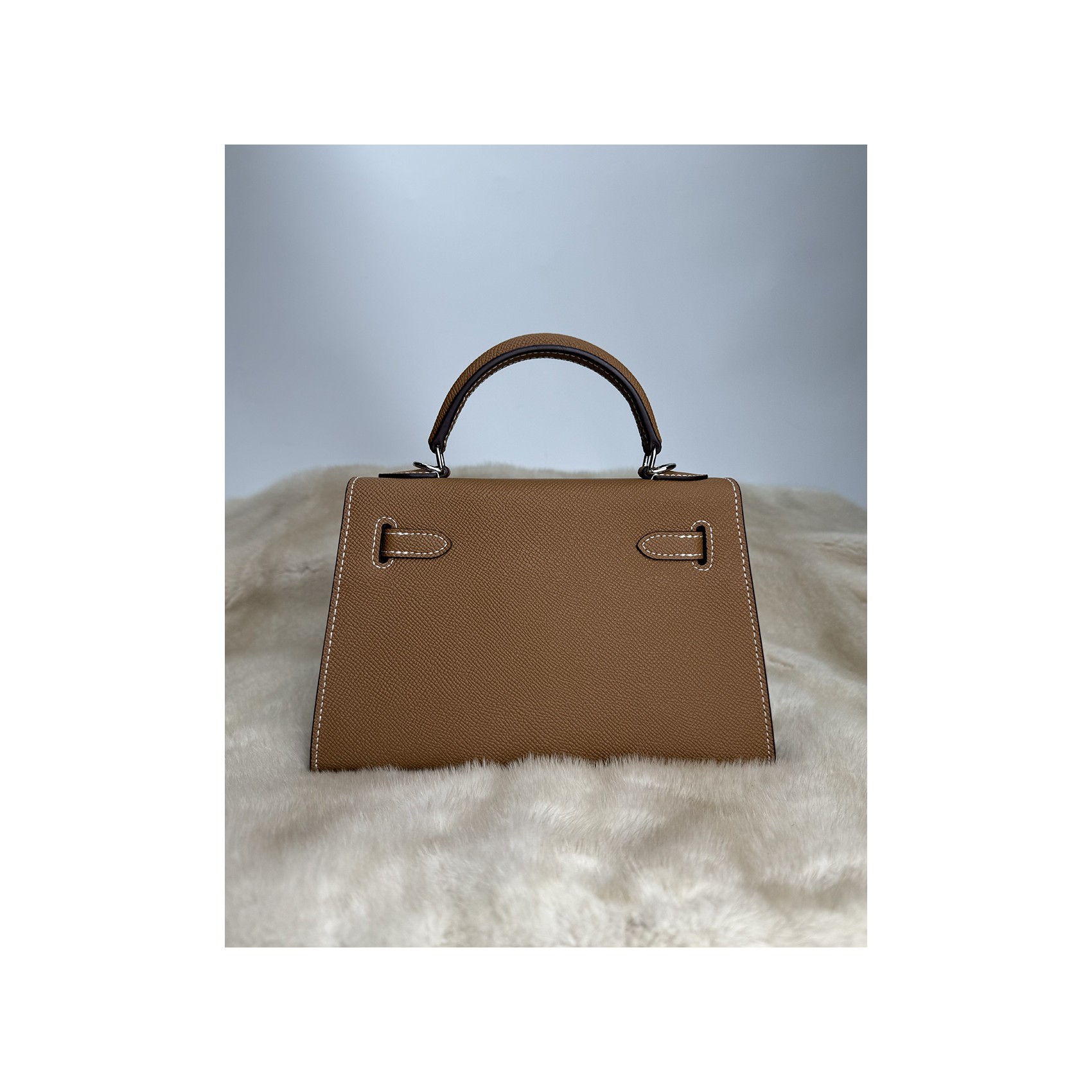 Женская кожаная сумка Kelly 22 коричневая