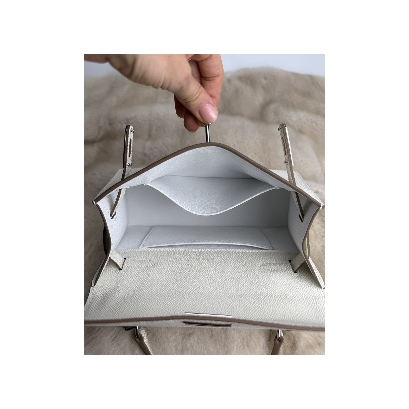 Женская кожаная сумка Kelly 22 белая