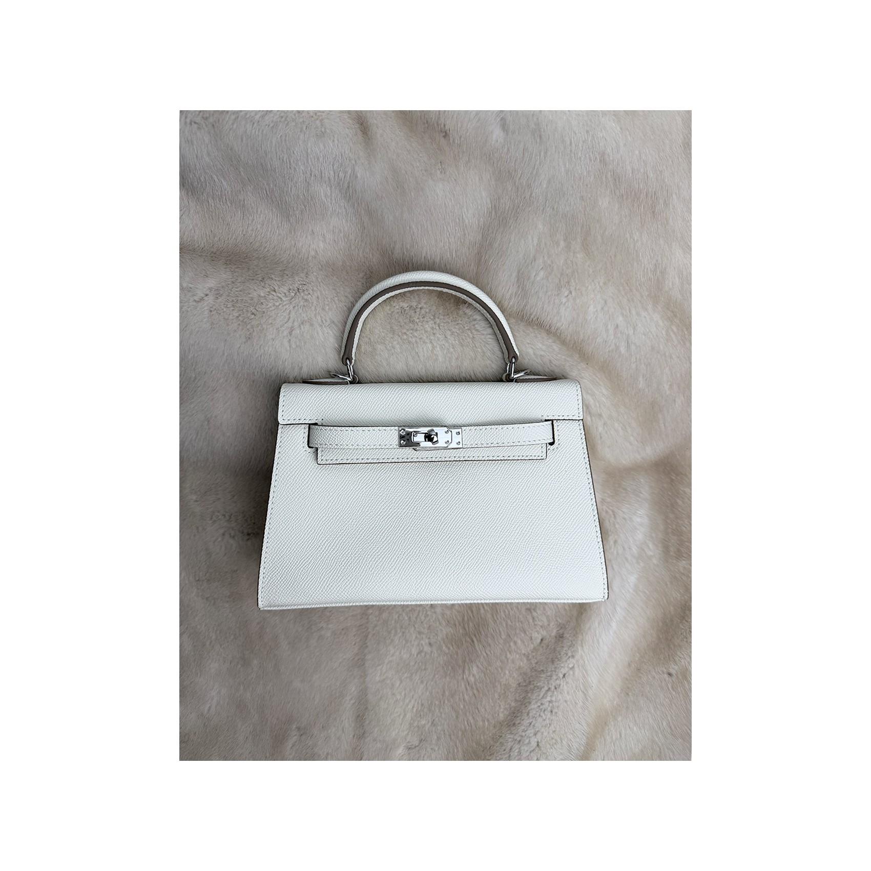 Жіноча шкіряна сумка Kelly 22 біла