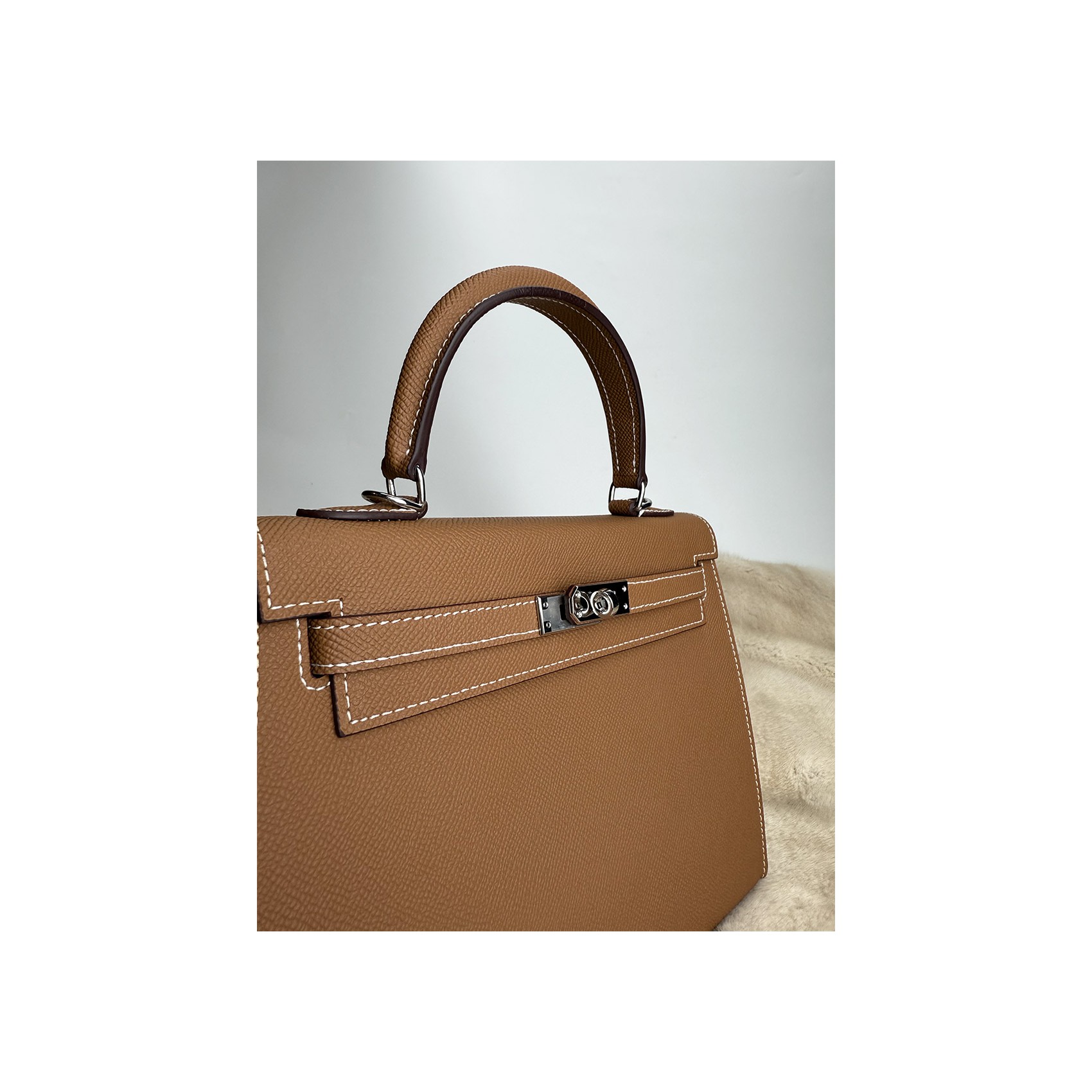 Жіноча шкіряна сумка Kelly 25 коричнева