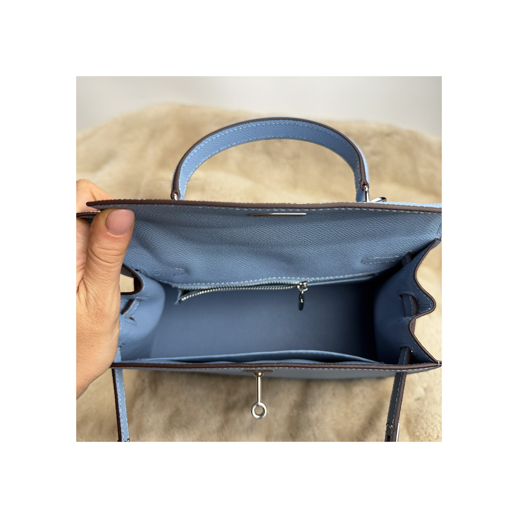 Жіноча шкіряна сумка Kelly 25 блакитна