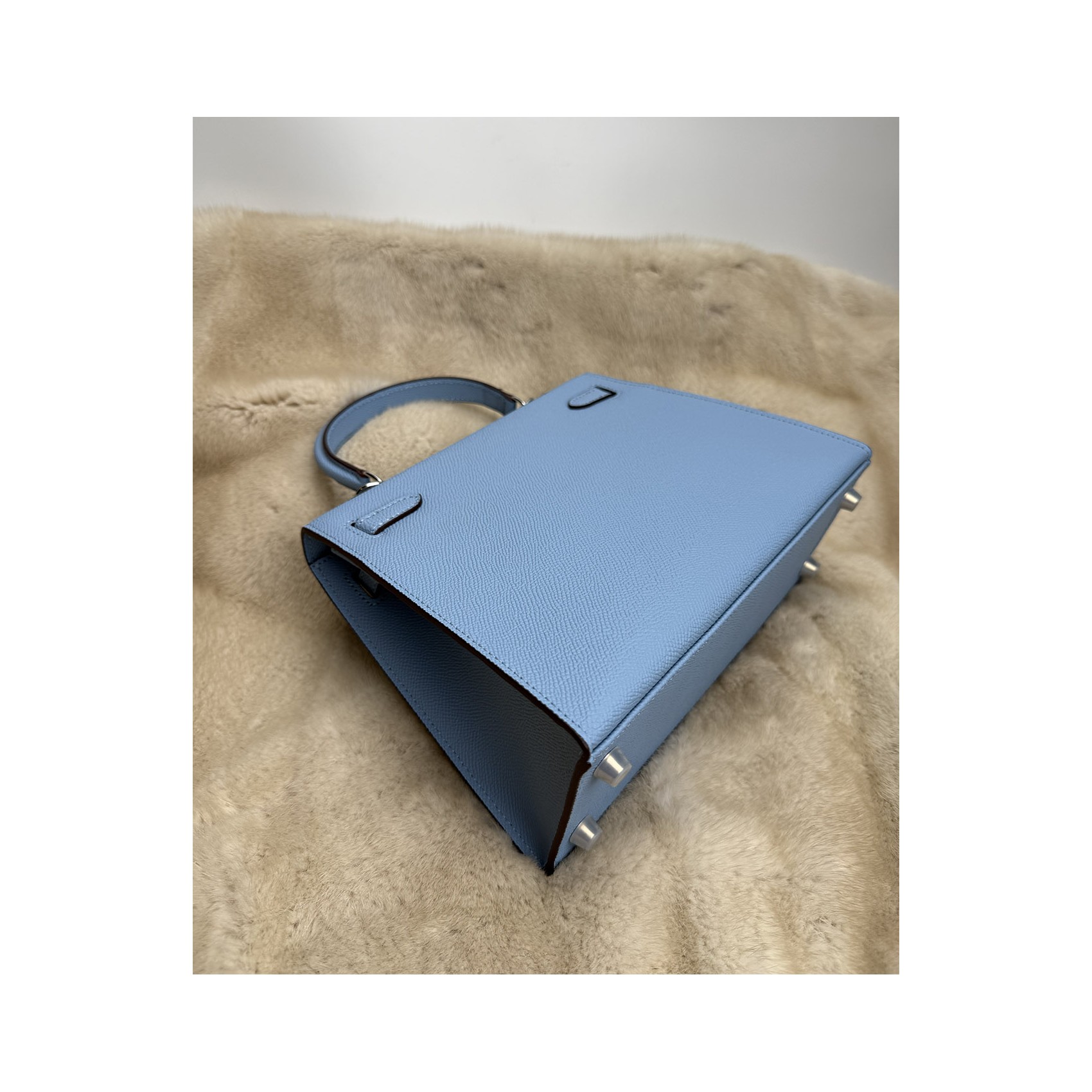 Женская кожаная сумка Kelly 25 голубая