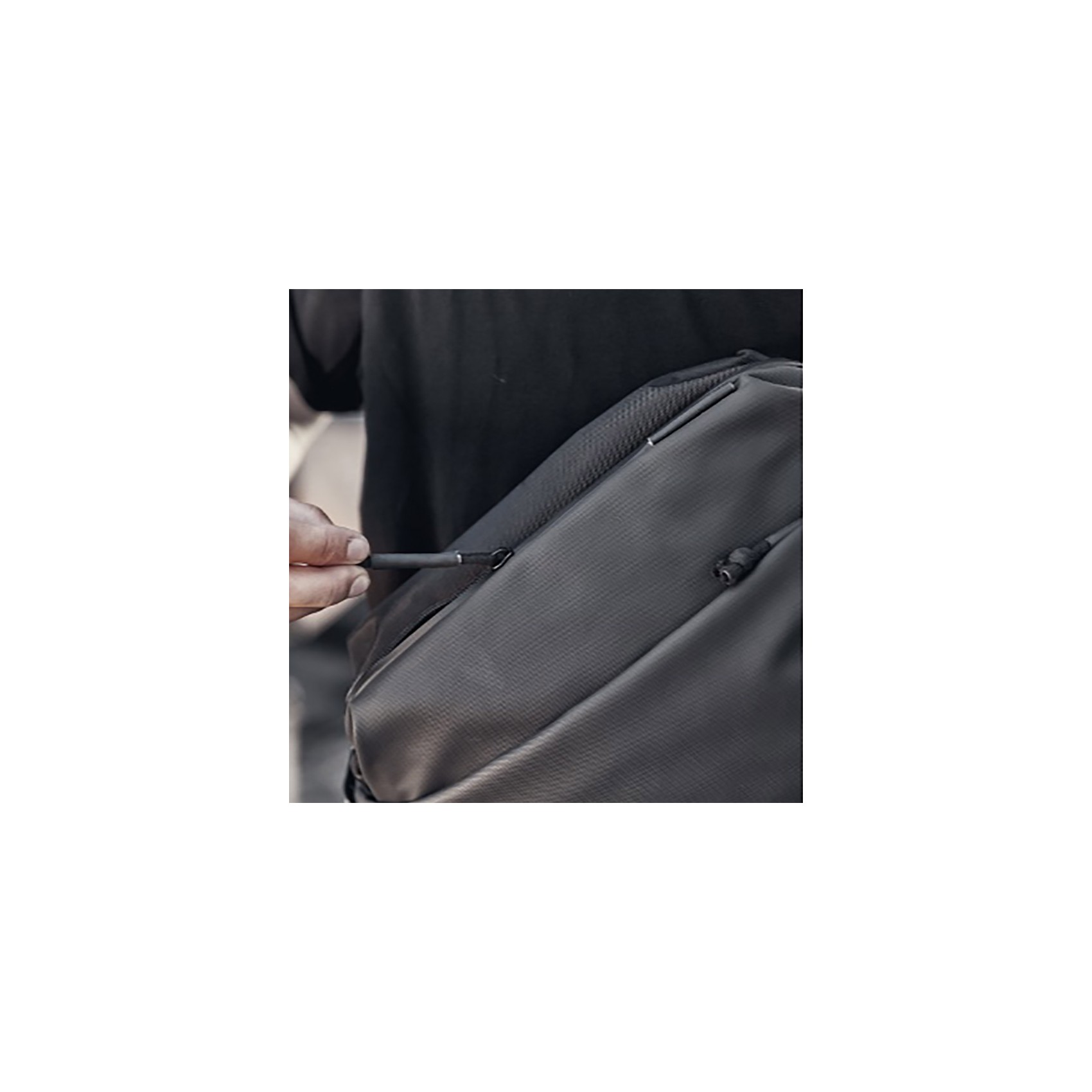 Чоловіча сумка слінг Mackar Urban через плече чорна